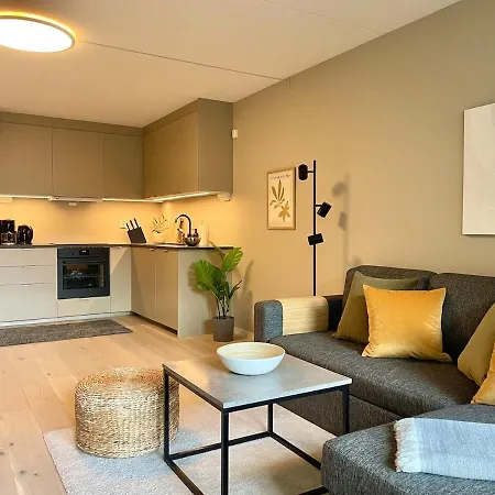Renovated 2025, Lux *
